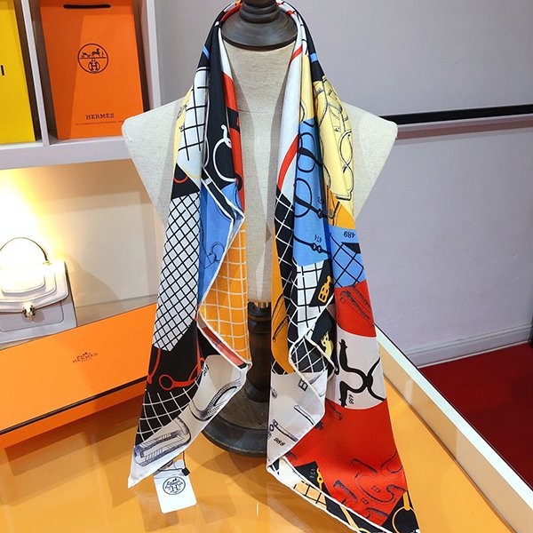 絶対欲しい！完売人気☆上品エルメス シルクスカーフ コピー eri95232N級品