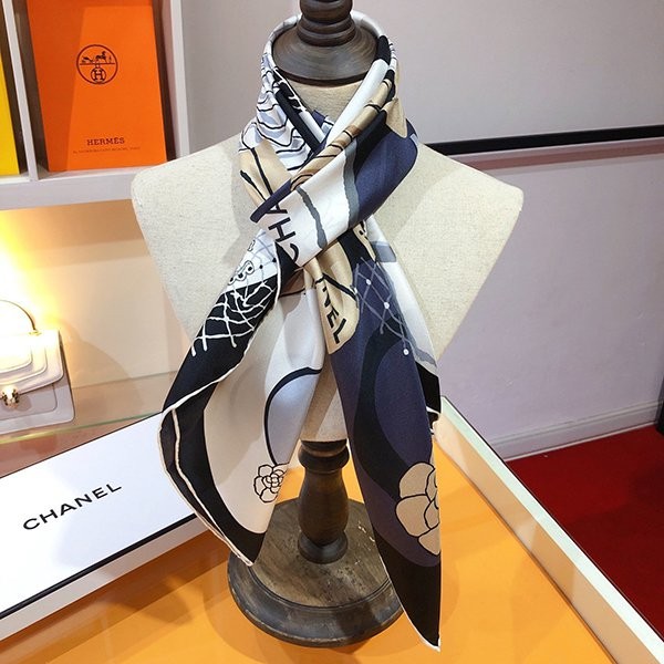 目を惹くカラー エルメス シルクスカーフ スーパーコピー err03063N級品