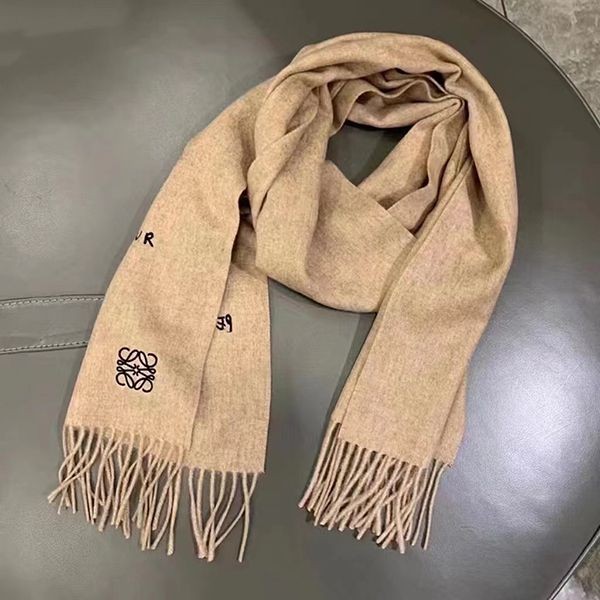 ロエベ カシミア マフラー 偽物 【人気商品】 A0257320高い品質