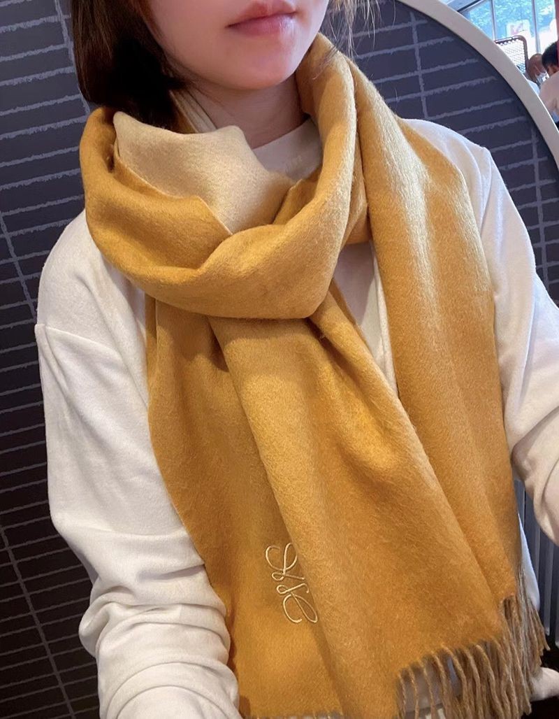 大人気!!新色ロエベ バイカラー スカーフ 偽物 (ウール&カシミヤ) lok78539代引きを販売