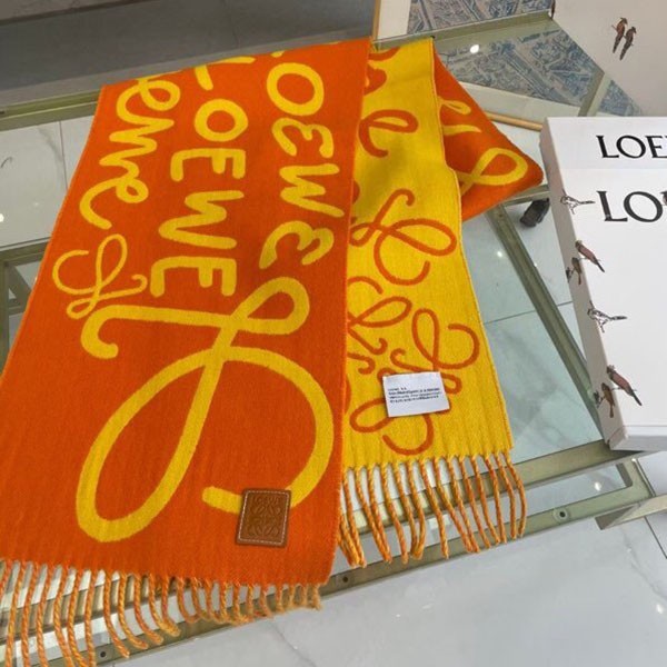 ロエベ コピー ウール ロゴ マフラー loo32922高い品質
