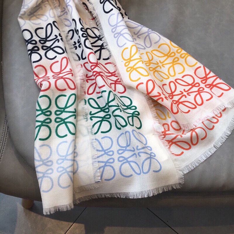 目を惹くカラーロエベ コピー アナグラム ライン スカーフ (ウール＆シルク＆カシミヤ) lop33740高い品質