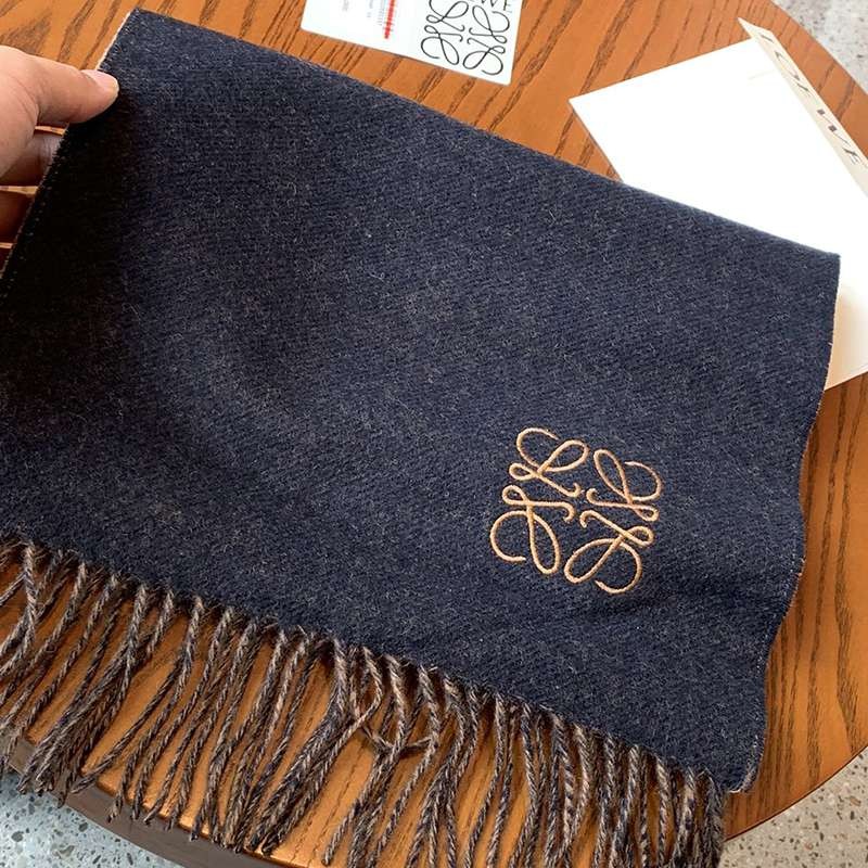 大人気！ロエベ バイカラー スカーフ 偽物 (ウール&カシミヤ) lou39445代引きを販売
