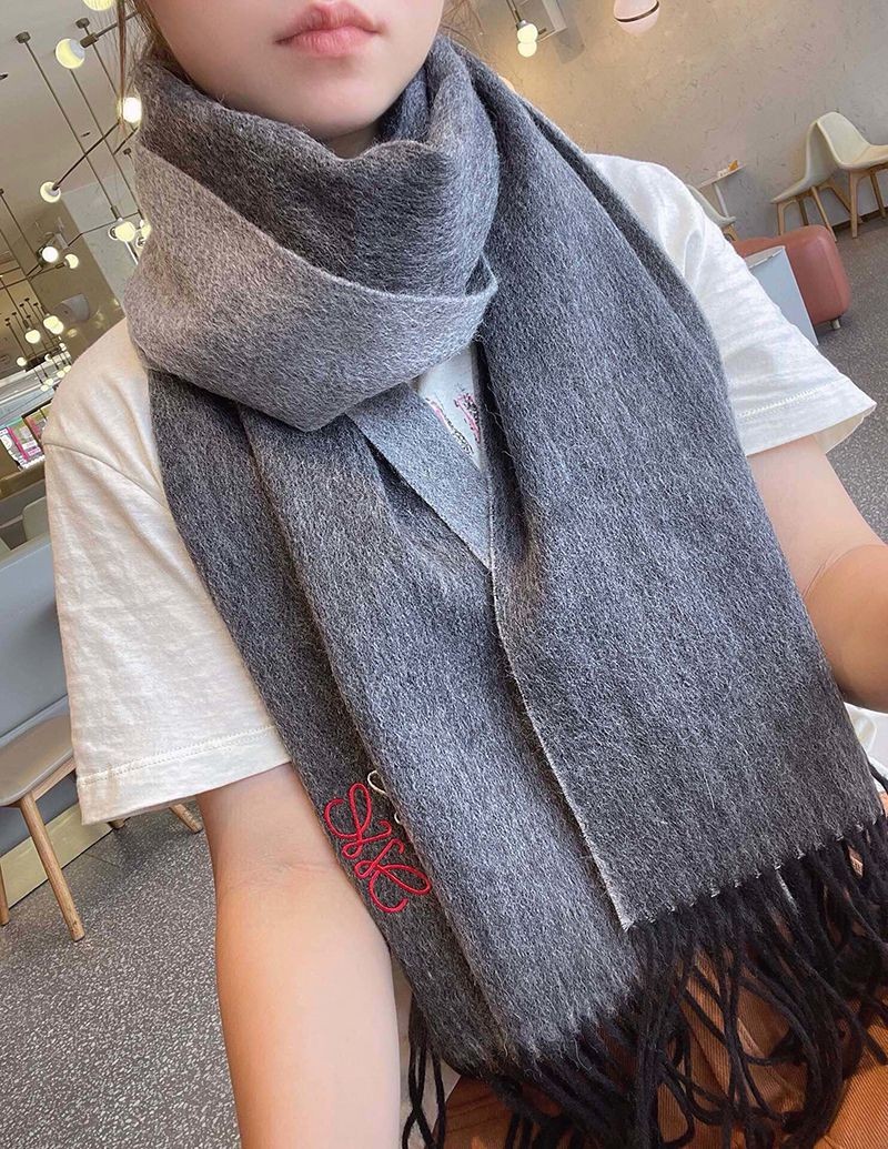21-22AWロエベ バイカラー スカーフ 偽物 (ウール&カシミヤ) lou71765代引きを販売