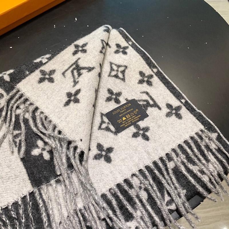 希少《暖かくゆったり♪》 ルイヴィトン スプリット マフラー偽物 M70924N級品