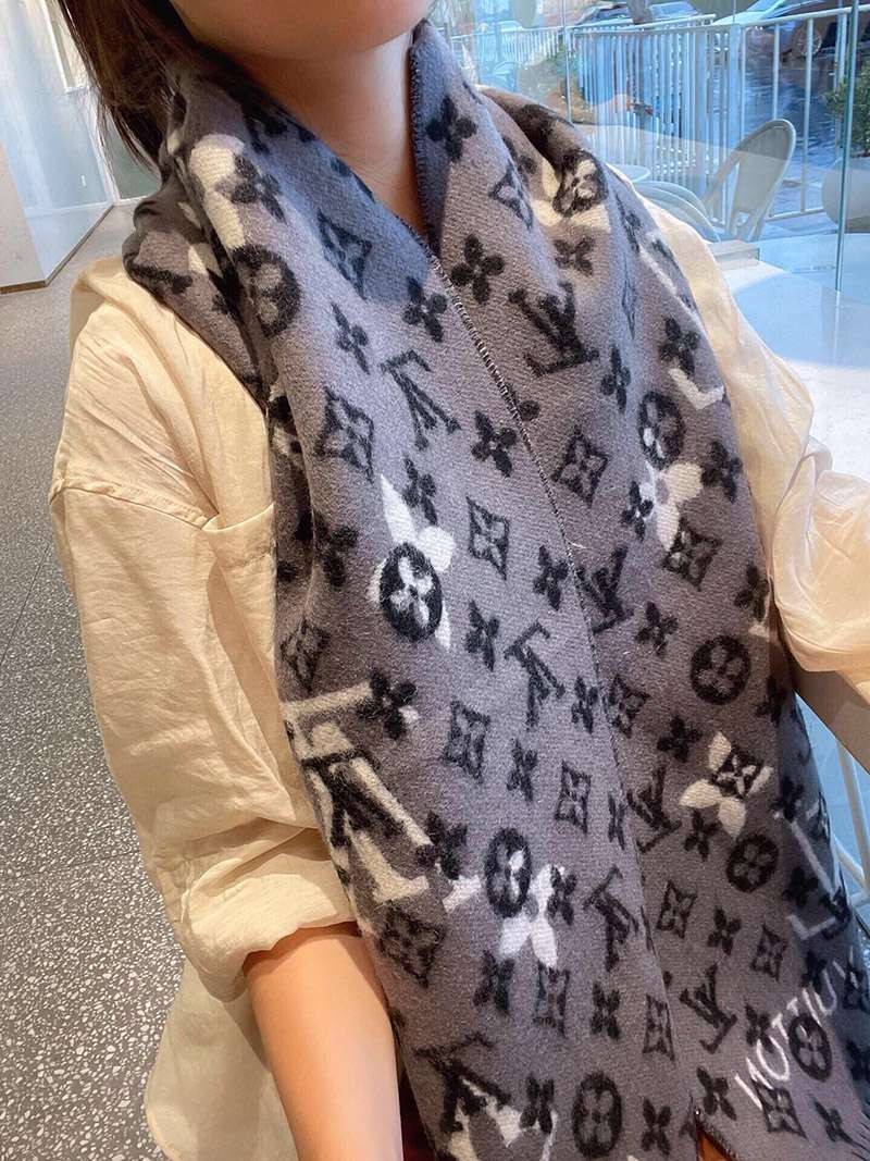 ルイヴィトン メンズ カシミヤ タッセル マフラ 偽物 M76377 M76377通販