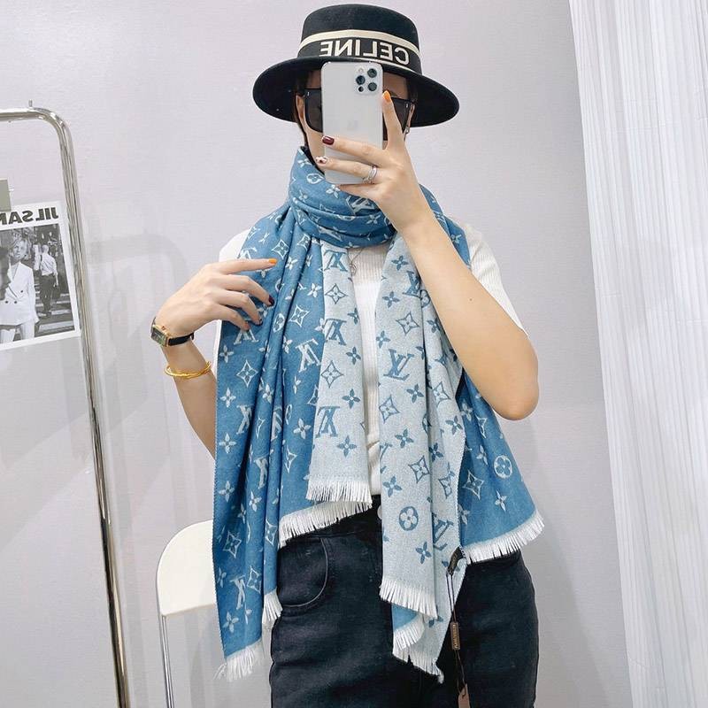 定番 ギフトに最適♪ルイヴィトン カシミヤ・シルクマフラー vub79481N級品