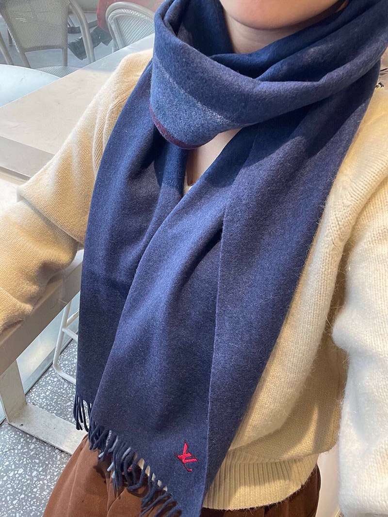 ルイヴィトン メンズ 偽物カシミヤ タッセル マフラ vuk78628