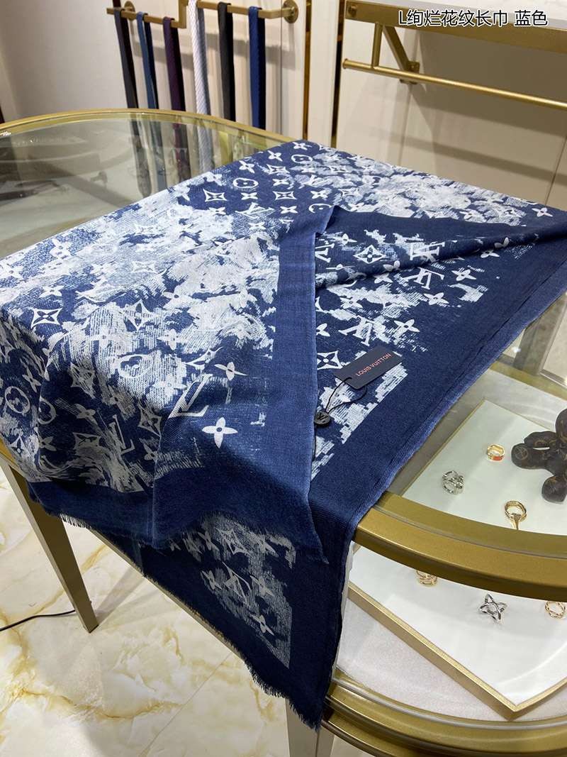 争奪戦 早い者勝ち♡ルイヴィトン カシミヤ タッセル マフラ コピー vuk79237代引きを販売