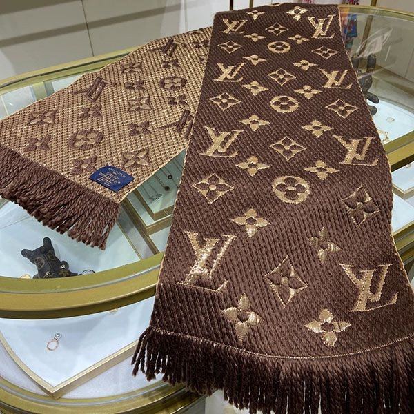 超話題!すぐ届く★ヴィトン マフラー コピー エシャルプ ロゴマニア 定番人気♪ vul00073高い品質