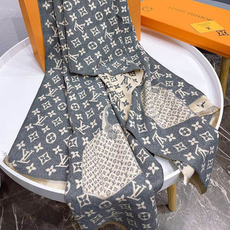 お洒落に♪ルイヴィトン カシミヤ・シルクマフラー 偽物 vul11101代引きを販売