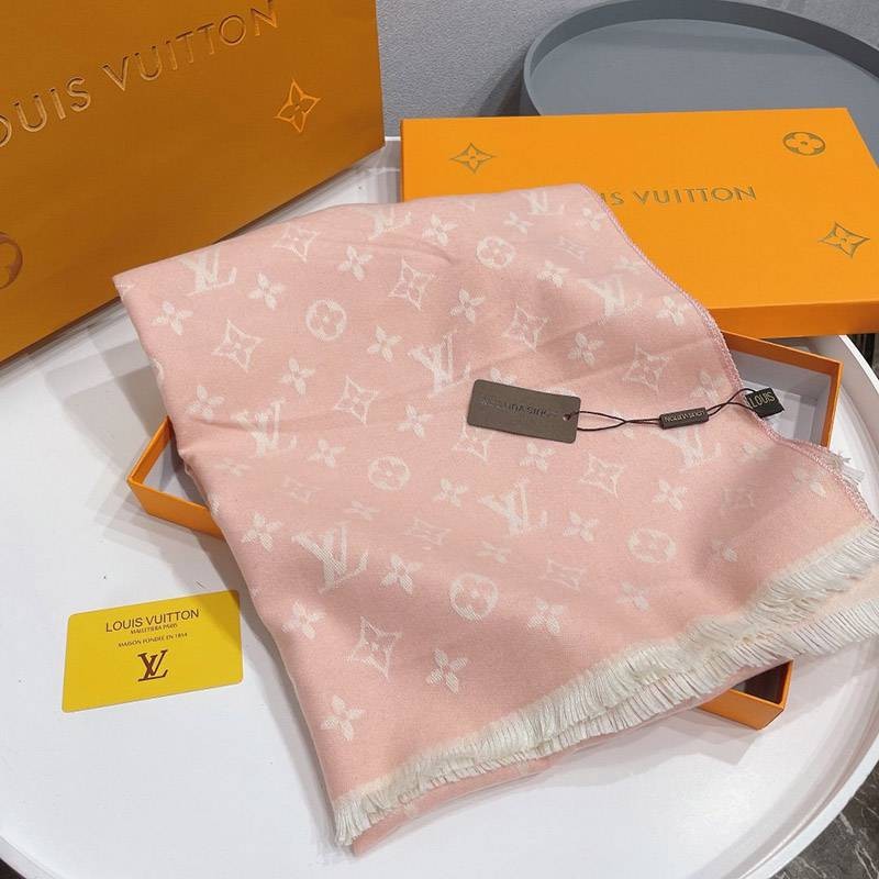 お洒落に♪ルイヴィトン カシミヤ・シルクマフラー コピー vuq36179激安送料無料