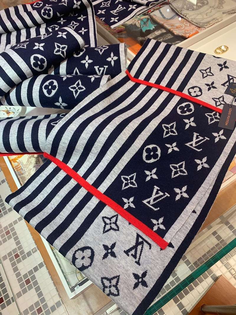 新色☆希少 ルイヴィトン カシミヤ タッセル マフラ vuq86813高い品質