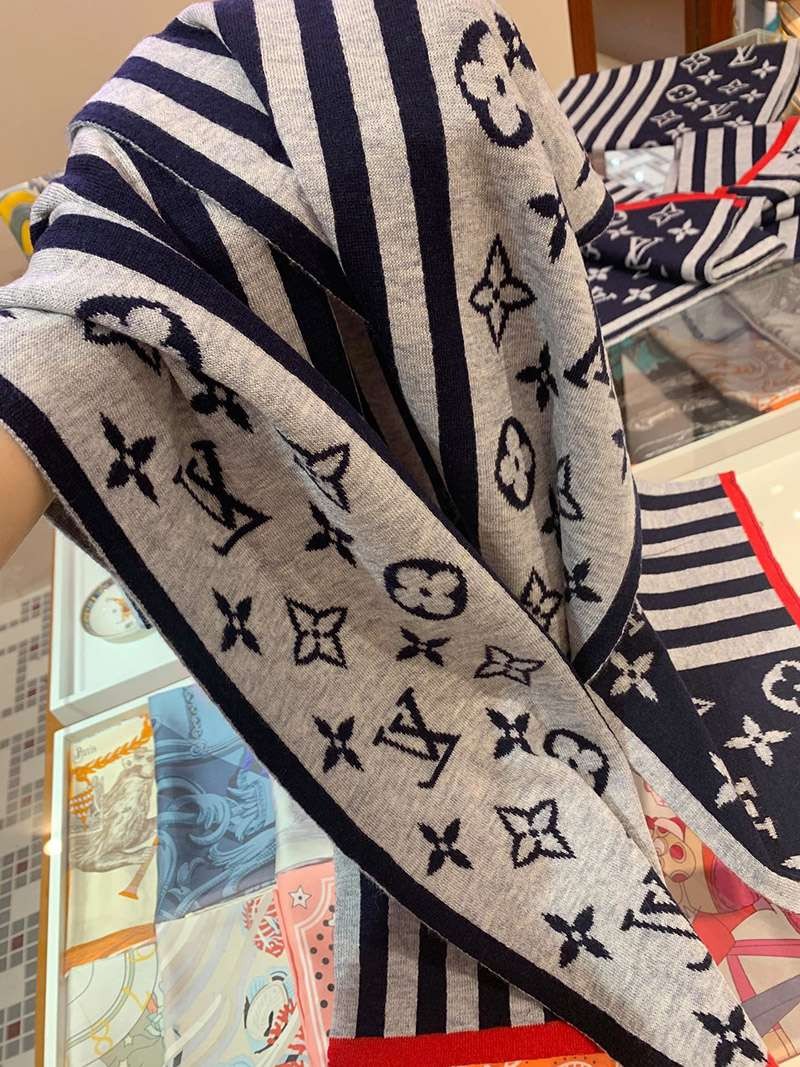 新色☆希少 ルイヴィトン カシミヤ タッセル マフラ vuq86813最高級