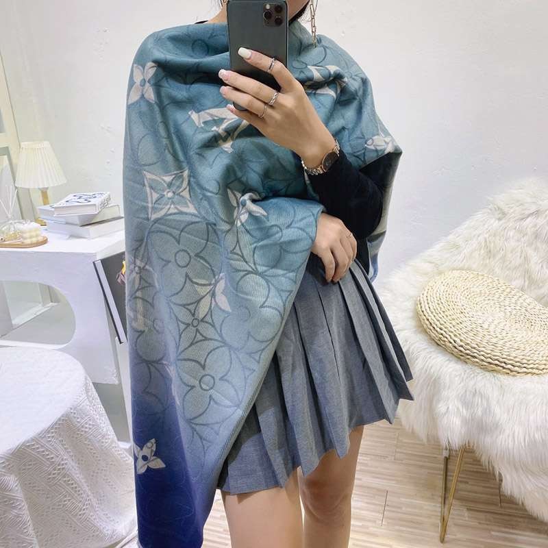 ルイヴィトン カシミヤ タッセル マフラ スーパーコピー vur11700通販