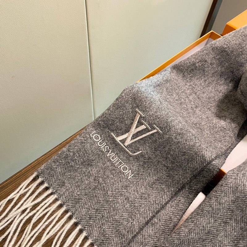 超人気 ルイヴィトン カシミヤ タッセル マフラ コピー vuv29787N級品