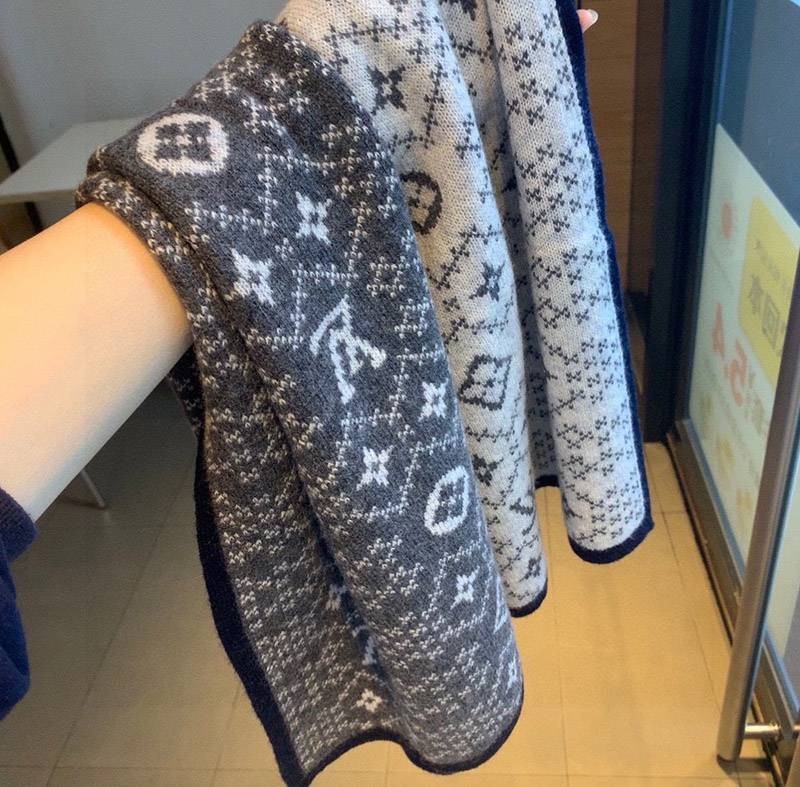 超人気 ルイヴィトン カシミヤ ニット マフラ 偽物N級品 vuz34507代引きを販売