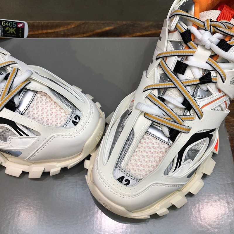 欲しい♡超限定♪ バレンシアガ トラック コピー トレーナー スニーカー レースアップ 542436W1GB19059激安送料無料
