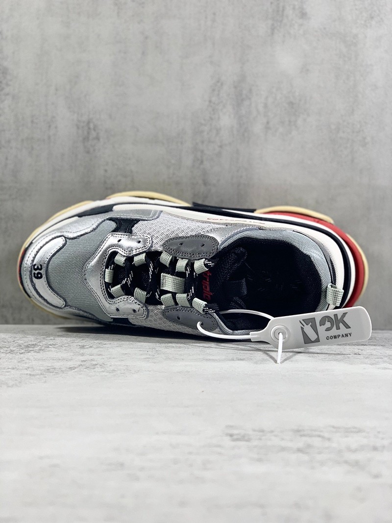 追跡付き発送 バレンシアガ Triple S 偽物 スニーカー トリプルソール bae25599最高級
