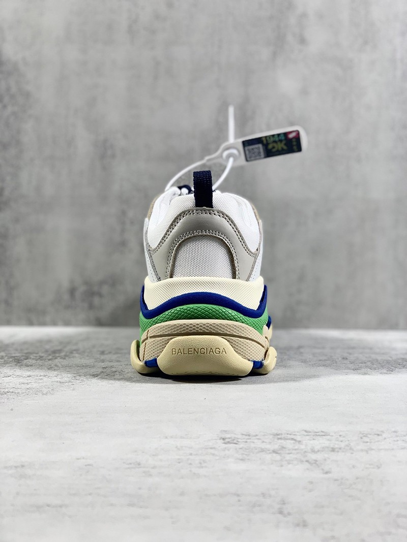 争奪戦 バレンシアガ Triple S コピー スニーカー トリプルソール bar06729N級品