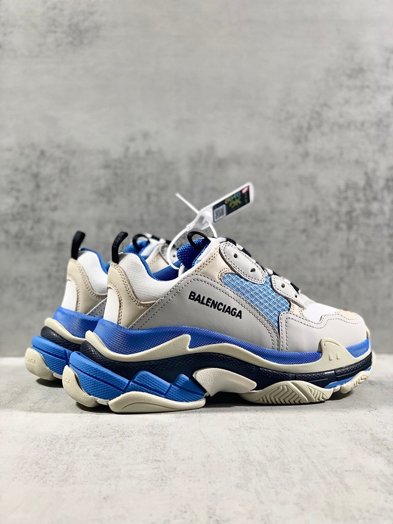 バレンシアガ Triple S コピー スニーカー トリプルソール bar67391代引きを販売