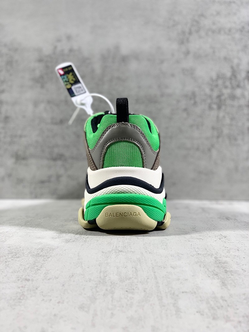 21AW新作 バレンシアガ Triple S コピー スニーカー トリプルソール bat57202N級品