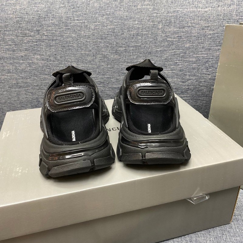限定入荷【バレンシアガ スニーカー コピー】TRIPLE S クリアソール bax27006通販