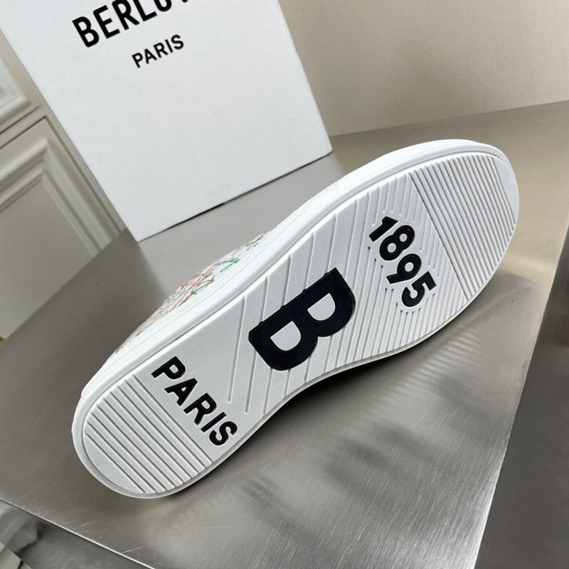 大人気！ベルルッティ スニーカー21ss*スクリットキャンバスローカット bew80397品質保証