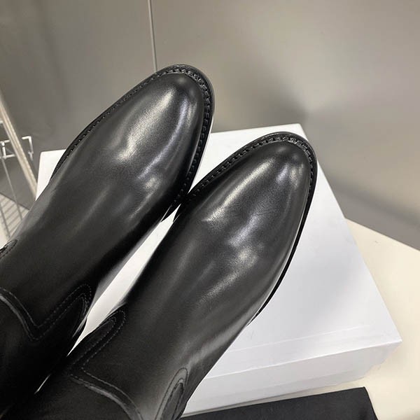 激安価格！セリーヌ 偽物 ロゴエンボ コンデ ミドルブーツ Cen46472最高級