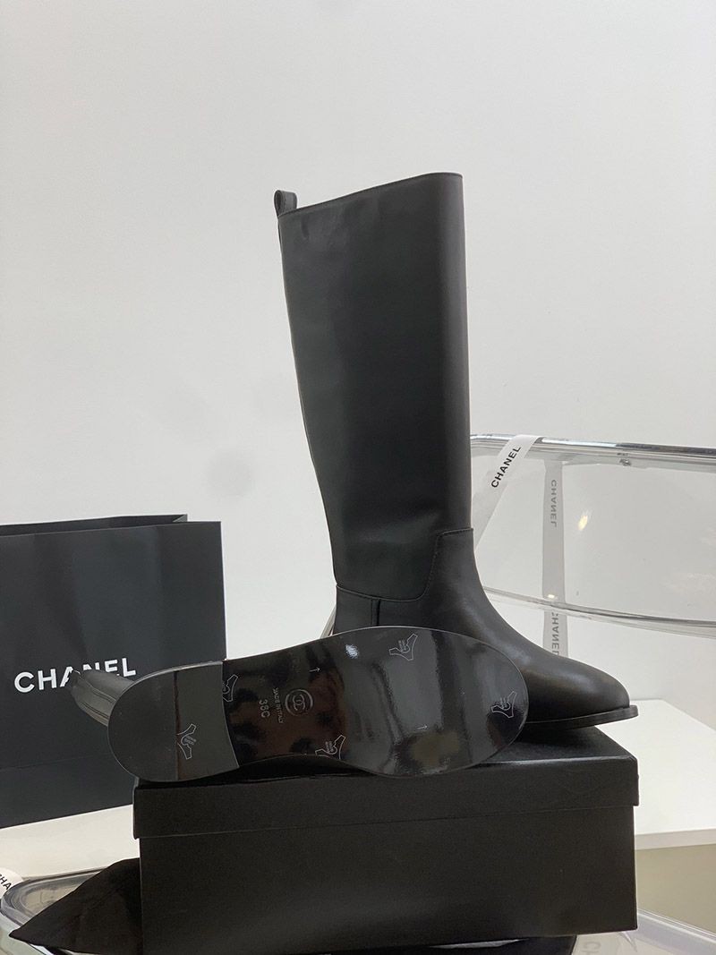 高品質♪シャネルすぐ届く■カーフスキンのロング ブーツ コピー shf23425代引きを販売