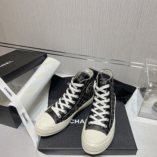 大人気!!新色シャネル コンバース コピー コラボハイトップスニーカー shg71948最高級