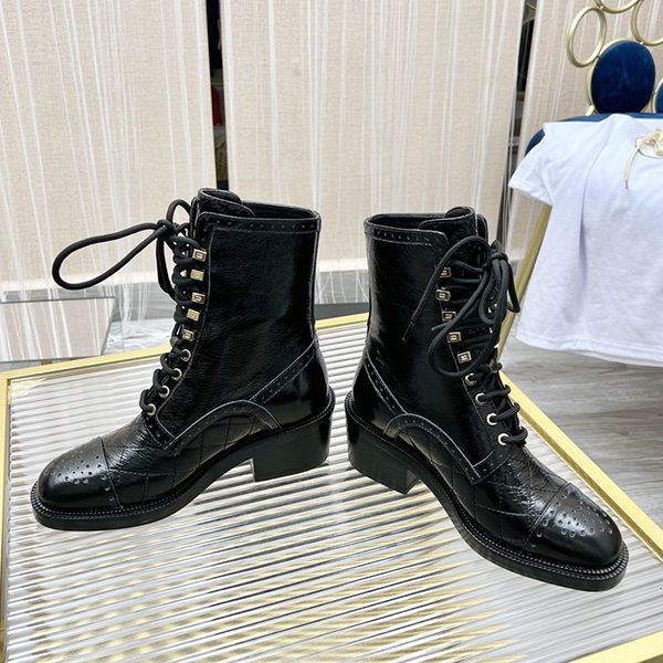 追跡付き 安いシャネル コピー レースアップ レザーアンクルブーツ shj89227通販