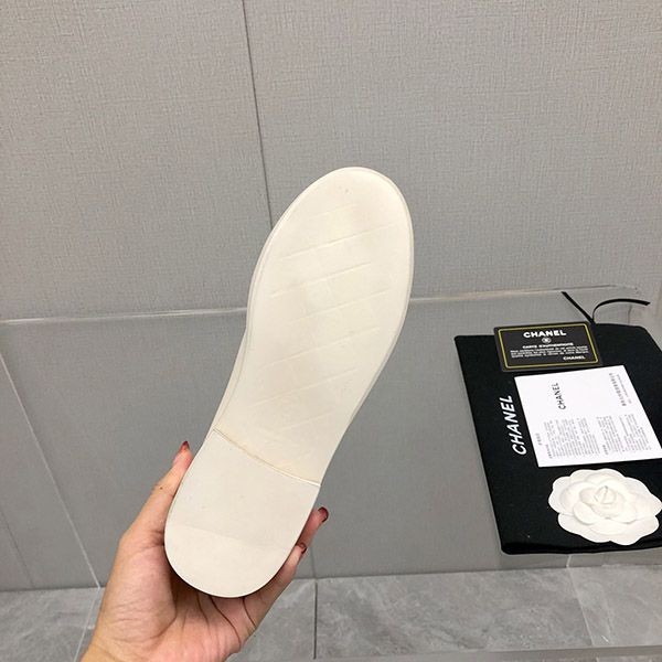 人気急上昇シャネル ローファー 偽物 マトラッセ CCターンロック shl10420品質保証