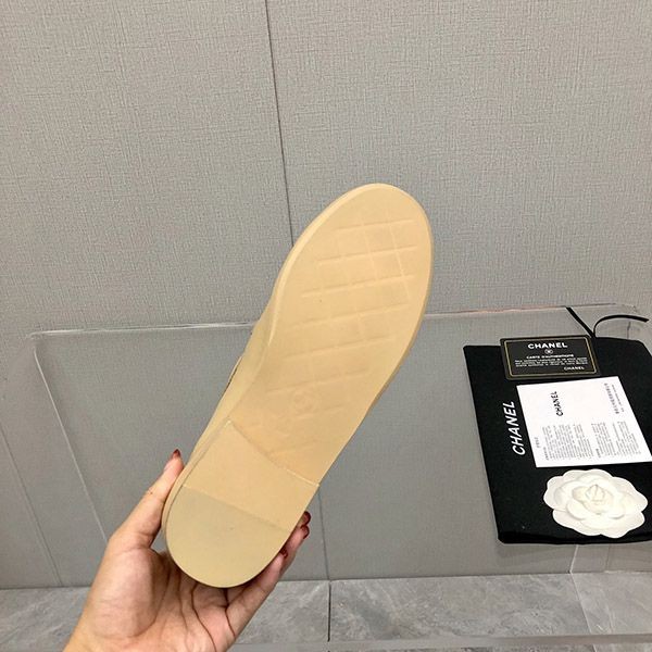 春もの新作シャネル 偽物 ローファー マトラッセ CCターンロック shs35873品質保証