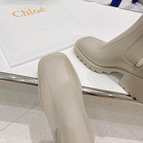 超話題!クロエ“betty”レインブーツ 偽物 CHC22A239Z228U代引きを販売