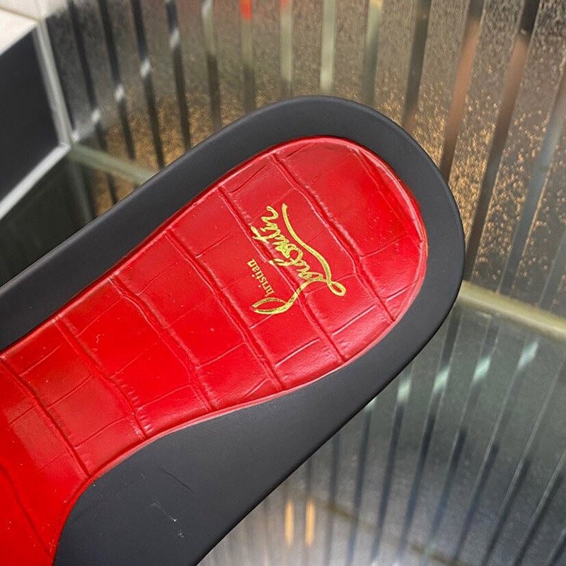 ☆超人気☆ルブタン★Pool Fun Spiked レザーサンダル コピー Rug64557品質保証