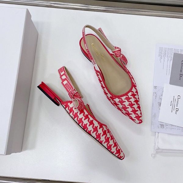 可愛いディオール 偽物 スリングバックパンプス テクニカルファブリック den84378代引きを販売