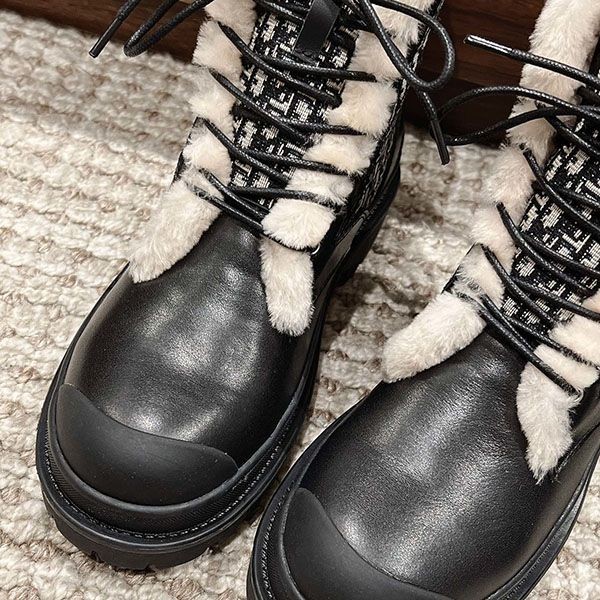 定番 ディオール EMPREINTE ヒール ショート コピー ブーツ deq93643最高級