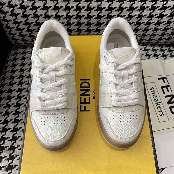 21-22AW フェンディ マッチ スエード ロートップスニーカー コピー fec01333N級品