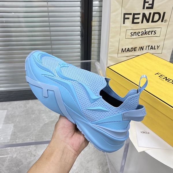 フェンディ フロー ランニングスニーカー 履き心地の良い fed56683N級品