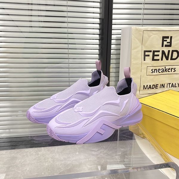 フェンディ フロー ランニングスニーカー 【人気商品】 feg52214通販