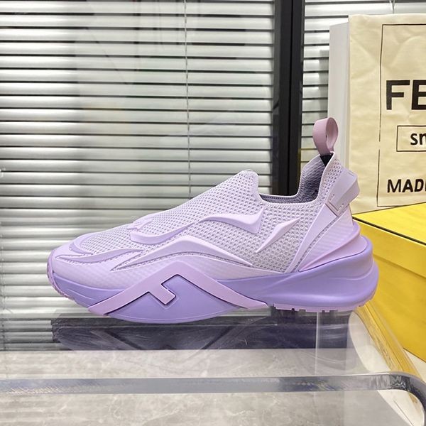 フェンディ フロー ランニングスニーカー 【人気商品】 feg52214高い品質
