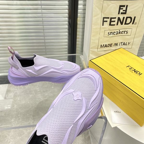 フェンディ フロー ランニングスニーカー 【人気商品】 feg52214品質保証