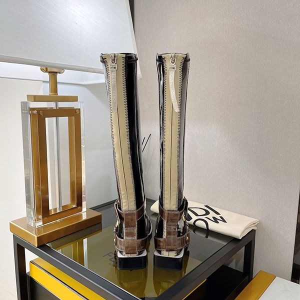 フェンディ ネオプレンFFストラップブーツ コピー fet88946高い品質