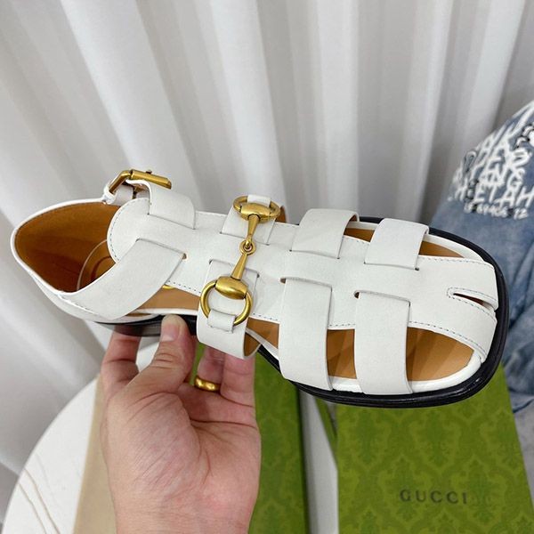 完売必至グッチ ホースビット ローヒールサンダル コピー ホワイト gua08304N級品