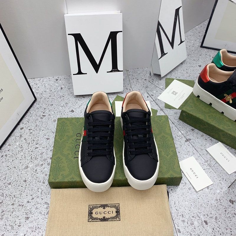 入手困難 グッチ〔エース〕ウィメンズ エンブロイダリー付き プラットフォーム スニーカーコピー gum91788通販