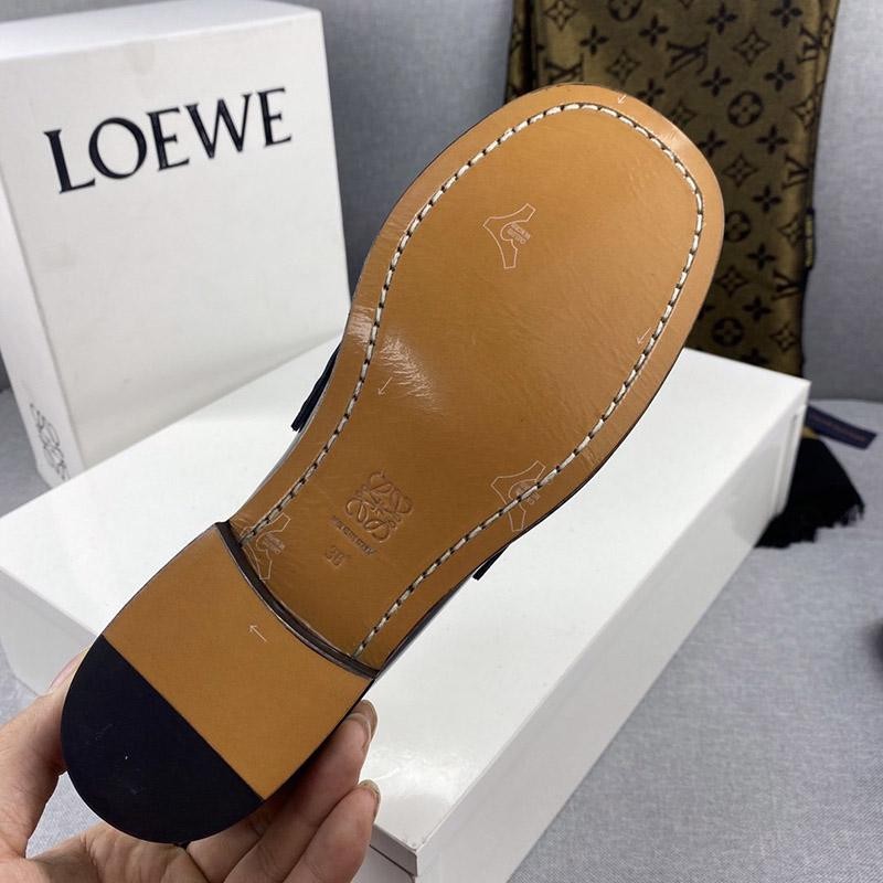 争奪戦【限定】ロエベ  ポンポンローファー 偽物  レディース low59945品質保証