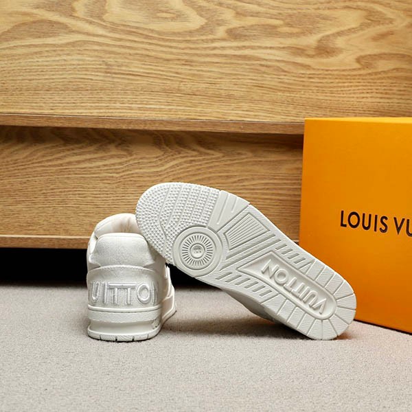 世界中で大人気♪ルイヴィトン LV トレイナーライン スニーカー コピー vub52139代引きを販売