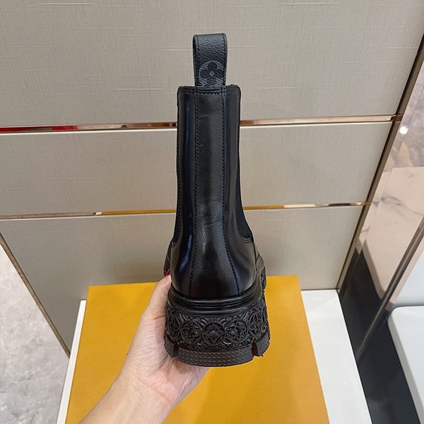 ギフトに最適ルイヴィトン ショートブーツ スーパーコピー vug02349最高級