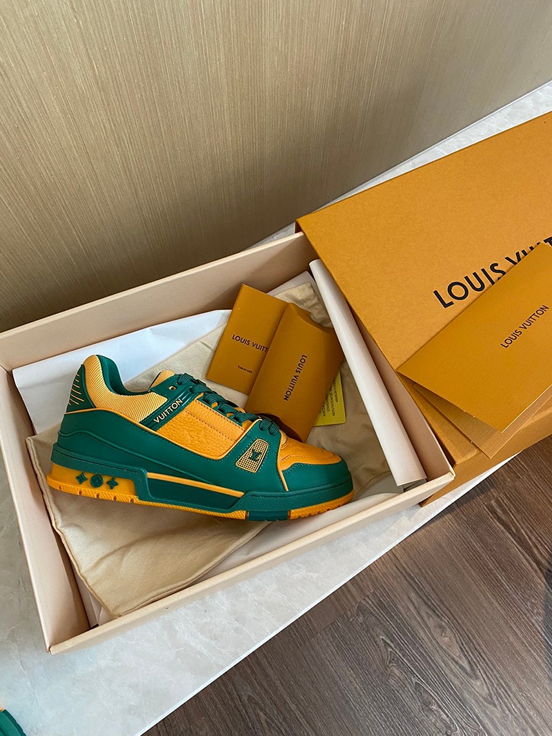 大人気！ルイヴィトン LV トレイナーライン 偽物 スニーカー Green 1A8WFS代引きを販売